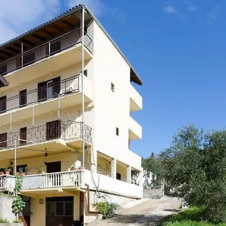 Apartment Dalmatin Uljana - 1