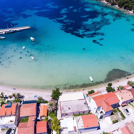 Dalmatin Uljana - 1 Žuljana