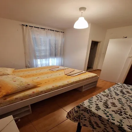 Daire Dalmatin Uljana - 1 Žuljana