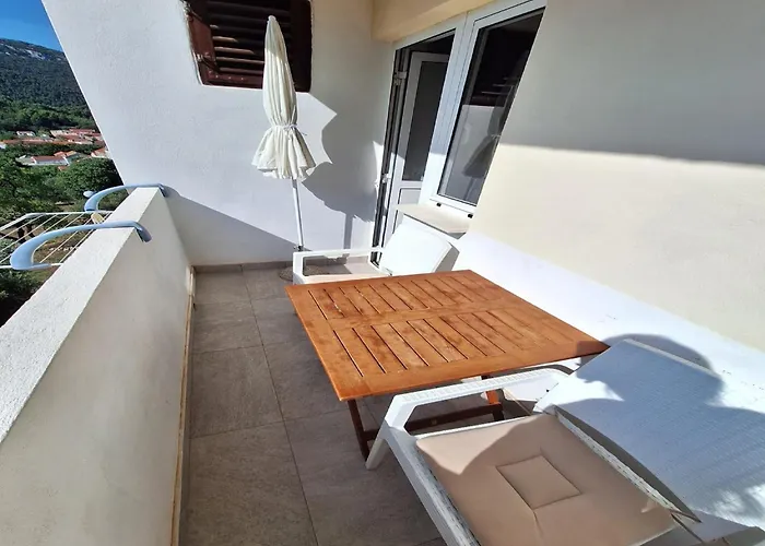 Dalmatin Uljana - 1 *